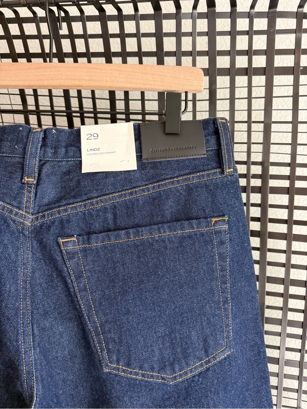 Citizens of humanity Lindz low rise jeans in Amherst - Picture 8 of 9
